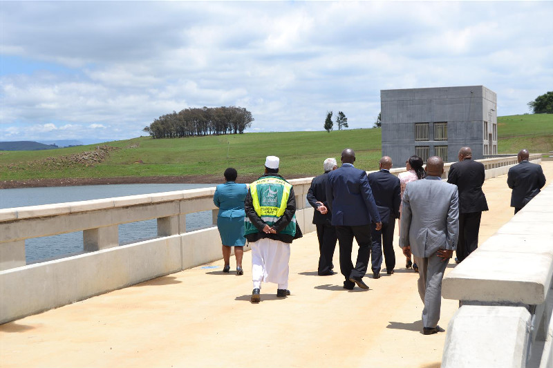 Before the event the Al-Imdaad Foundation accompanied the minister and other officials to the recently completed spring grove dam which will be supplying water to supplement Midmar